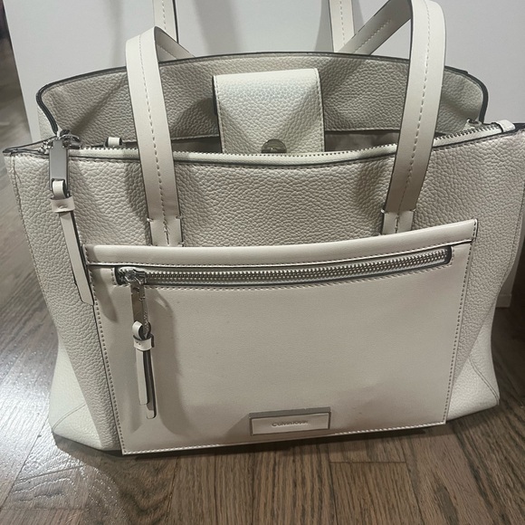 Calvin Klein Off-White Tote Bag - Picture 1 of 2